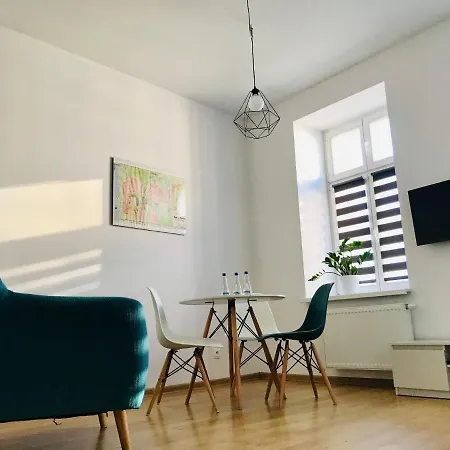 Apartment Rents - Old Town Mostowa Parking Free