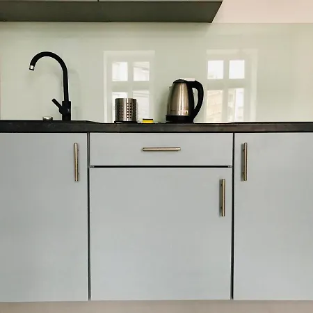 Rents - Stare Parking Gratis