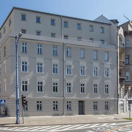 Apartment Rents - Stare Parking Gratis *
